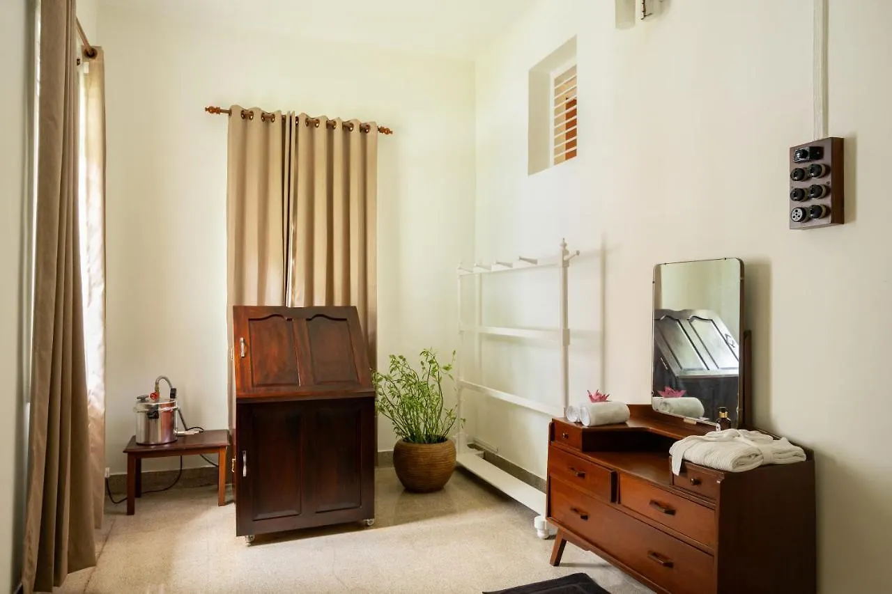 The Sacred Lotus Ayurveda Wellness Retreat 호텔 Kochi 4*,